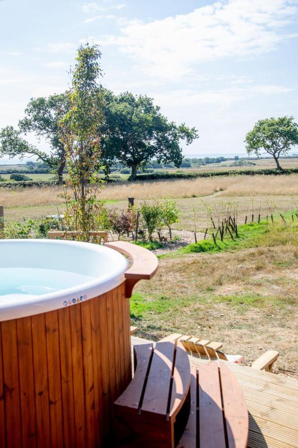 Вилла Barnhorn Glamping Hooe Экстерьер фото